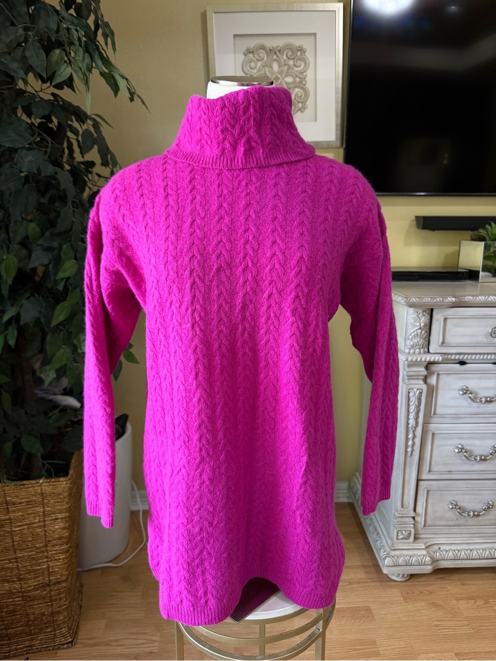 Vintage Jeanne Pierre Hot Pink Cable Knit Turtleneck Sweater Angora Lambswool S